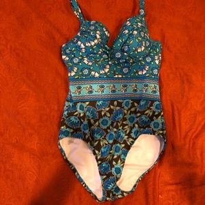 Lands’ End Perfect Underwire Draped Swimsuit, 6